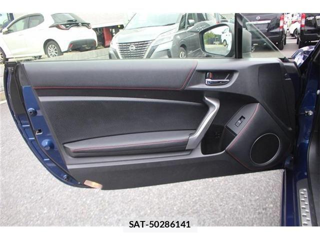 Toyota 86 2013-04 8684808-29