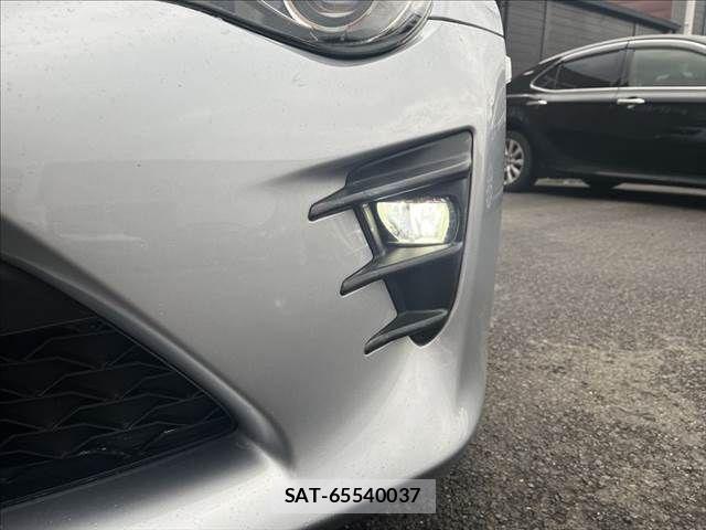 Toyota 86 2020-04 8739590-11