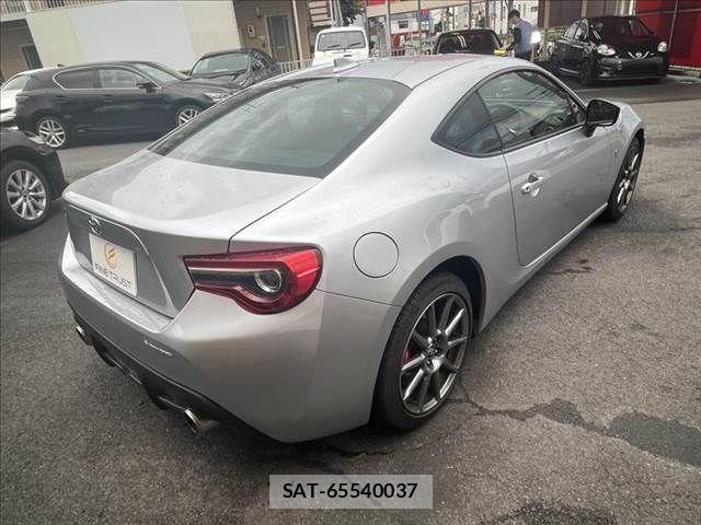 Toyota 86 2020-04 8739590-16