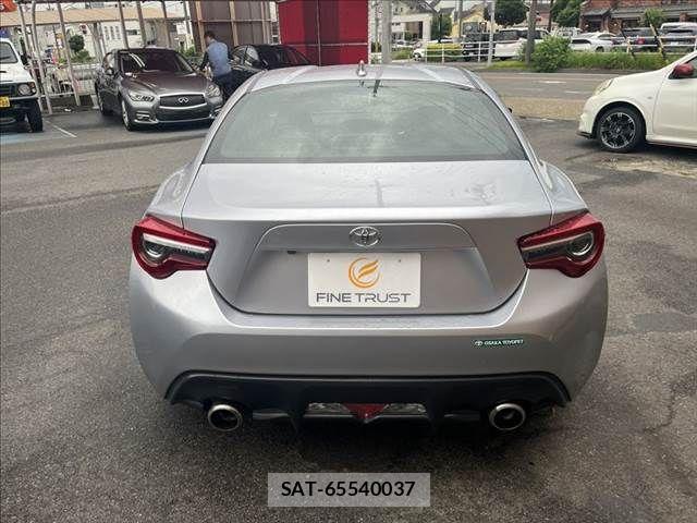 Toyota 86 2020-04 8739590-17
