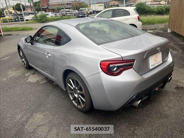 Toyota 86 2020-04 8739590-18