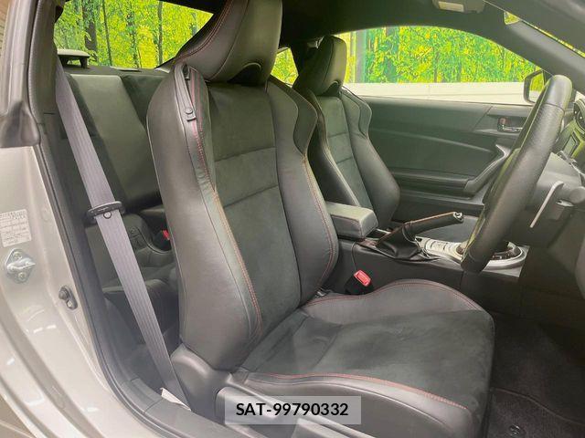 Toyota 86 2013-09 8739625-9