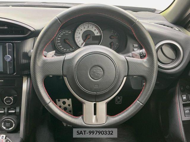 Toyota 86 2013-09 8739625-12