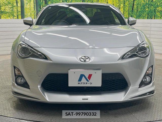 Toyota 86 2013-09 8739625-15