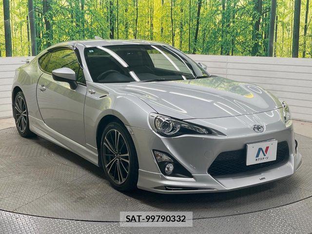 Toyota 86 2013-09 8739625-18