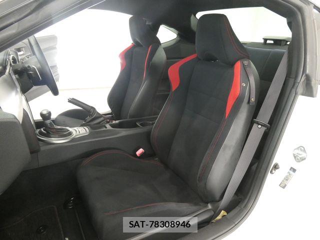 Toyota 86 2014-01 8778980-14