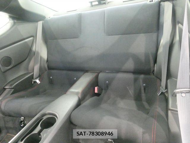 Toyota 86 2014-01 8778980-17