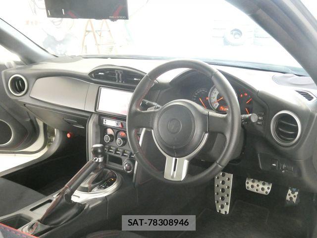 Toyota 86 2014-01 8778980-20