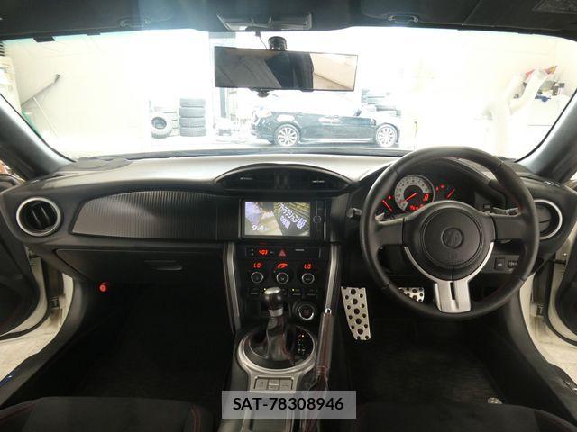 Toyota 86 2014-01 8778980-2