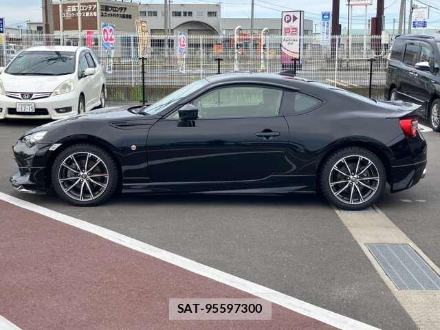 Toyota 86 2017-02 8778927-14