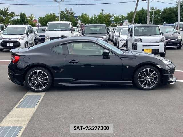 Toyota 86 2017-02 8778927-17