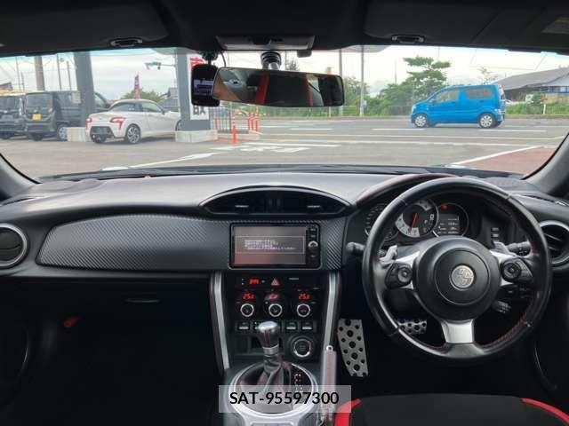 Toyota 86 2017-02 8778927-8
