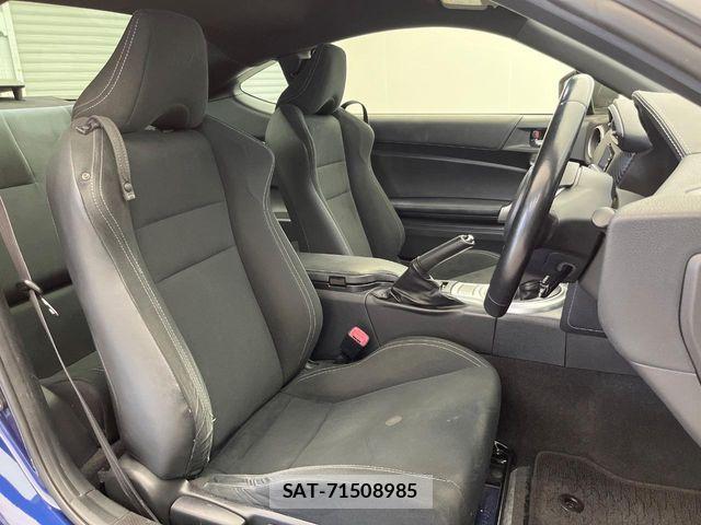 Toyota 86 2017-12 8778933-9
