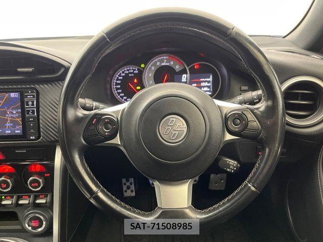 Toyota 86 2017-12 8778933-10