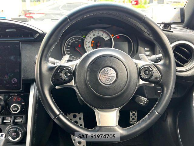 Toyota 86 2018-07 8827017-10