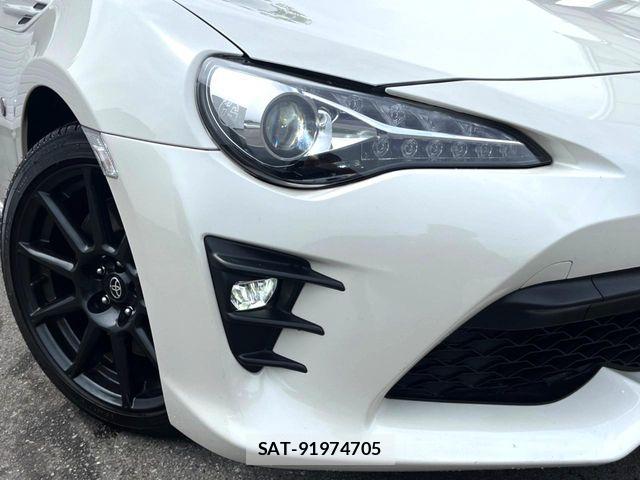 Toyota 86 2018-07 8827017-16