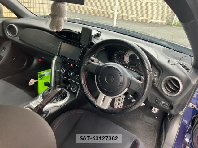 Toyota 86 2016-02 8827097-9