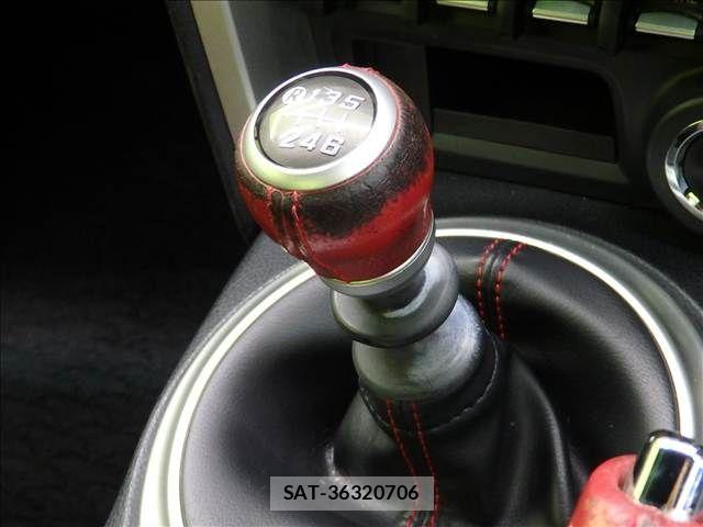 Toyota 86 2015-11 8827088-11