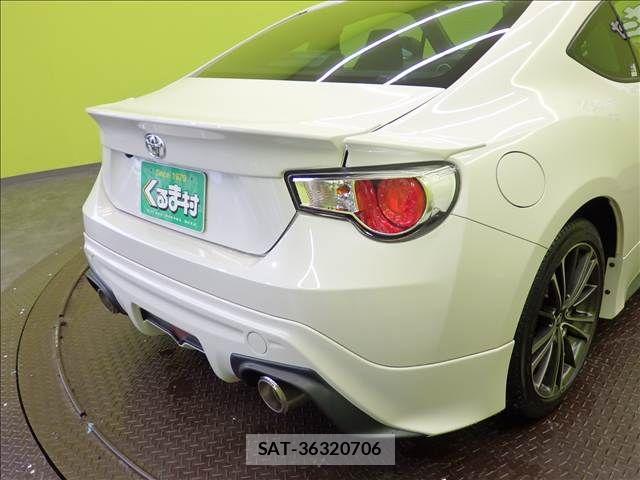 Toyota 86 2015-11 8827088-29