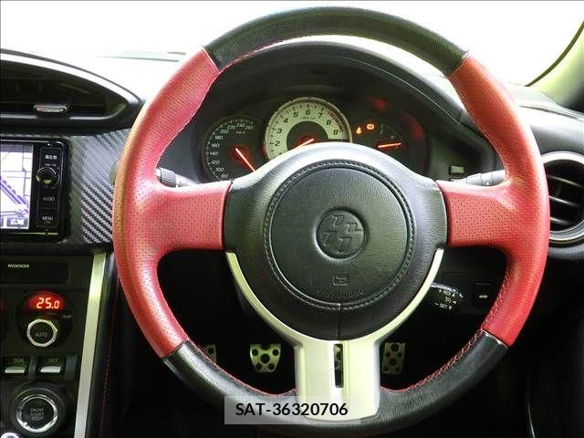 Toyota 86 2015-11 8827088-8