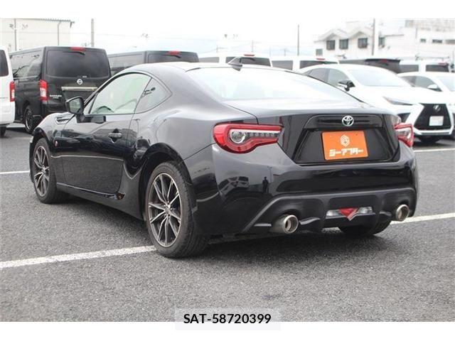 Toyota 86 2016-09 8847765-13