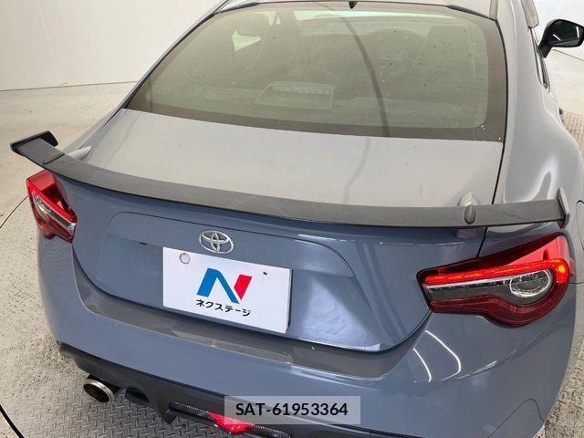 Toyota 86 2018-02 8847731-11