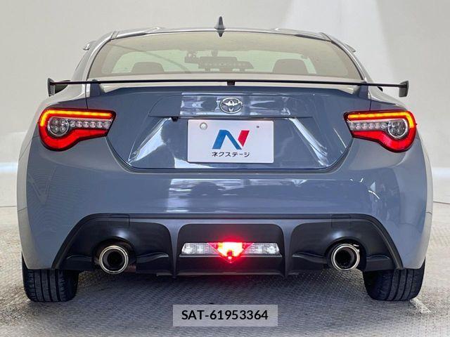Toyota 86 2018-02 8847731-15
