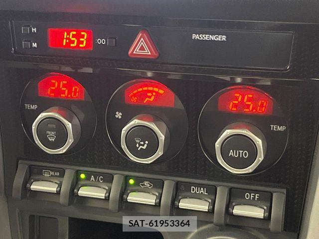Toyota 86 2018-02 8847731-8