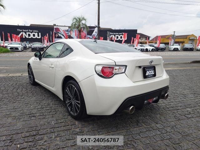 Toyota 86 2012-09 8847764-2