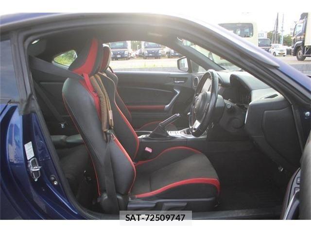 Toyota 86 2017-02 8847781-18