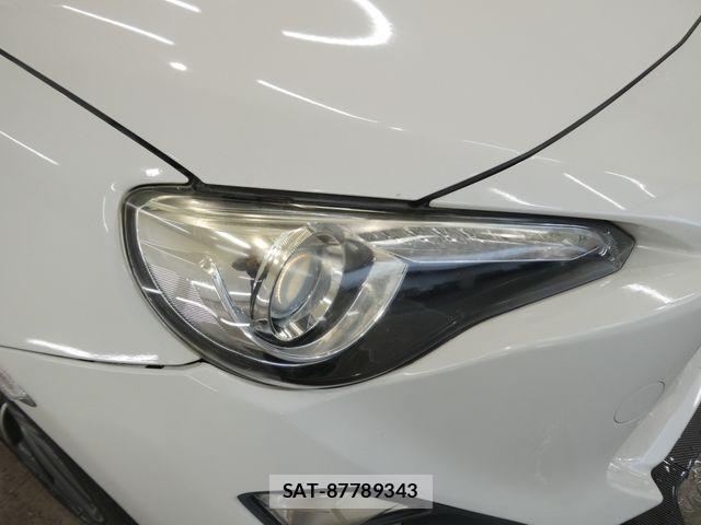 Toyota 86 2014-11 8847802-10