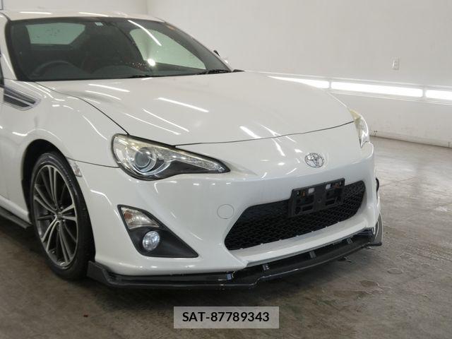 Toyota 86 2014-11 8847802-13