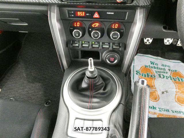 Toyota 86 2014-11 8847802-27