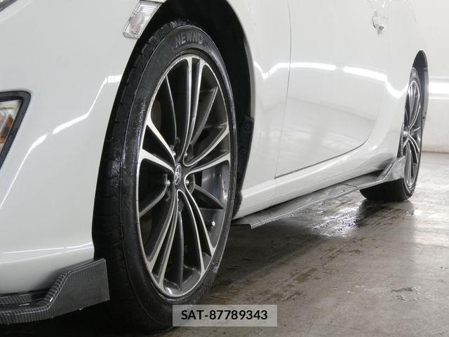 Toyota 86 2014-11 8847802-5