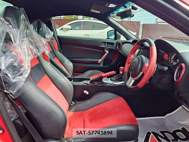 Toyota 86 2015-11 8847801-9