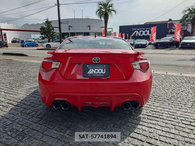 Toyota 86 2015-11 8847801-6