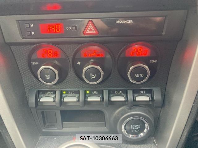 Toyota 86 2012-11 8870174-11