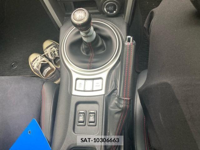 Toyota 86 2012-11 8870174-12