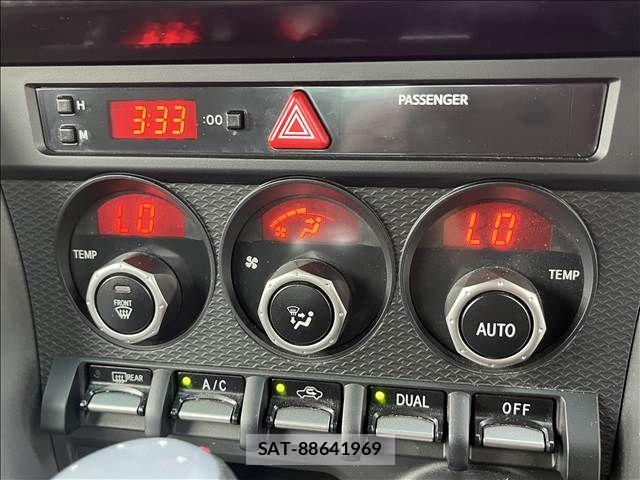 Toyota 86 2013-01 8870188-21