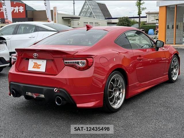 Toyota 86 2012-05 8870189-14