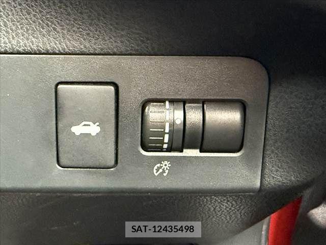 Toyota 86 2012-05 8870189-26