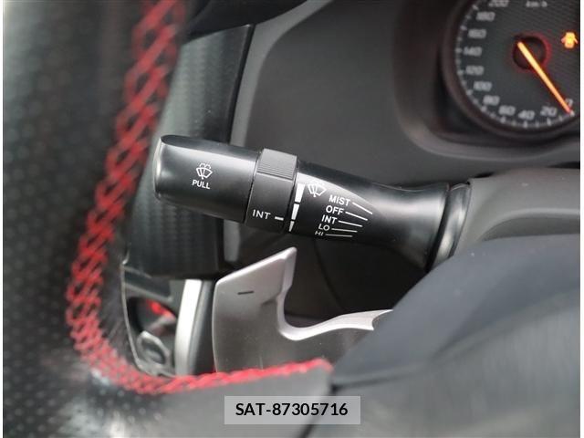 Toyota 86 2013-11 8878445-12