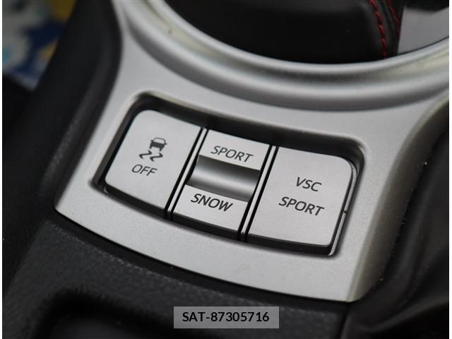 Toyota 86 2013-11 8878445-17