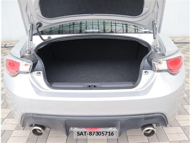 Toyota 86 2013-11 8878445-5