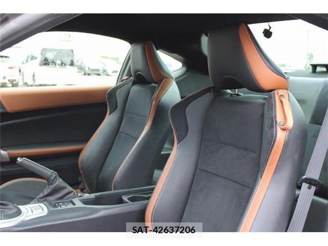 Toyota 86 2015-06 8878446-9