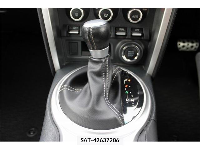 Toyota 86 2015-06 8878446-17
