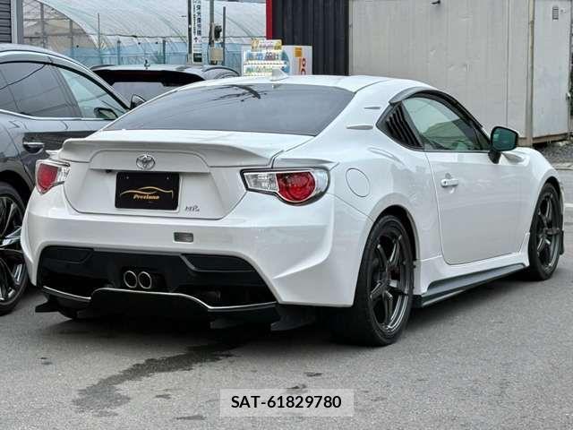 Toyota 86 2015-10 8883209-6