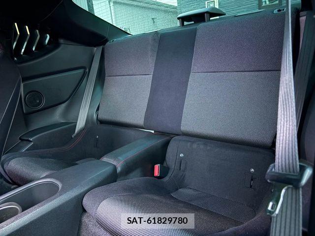 Toyota 86 2015-10 8883209-17