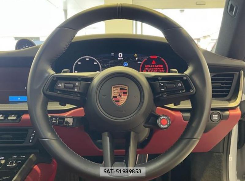 Porsche 911 Carrera 2025-01 6667692-14