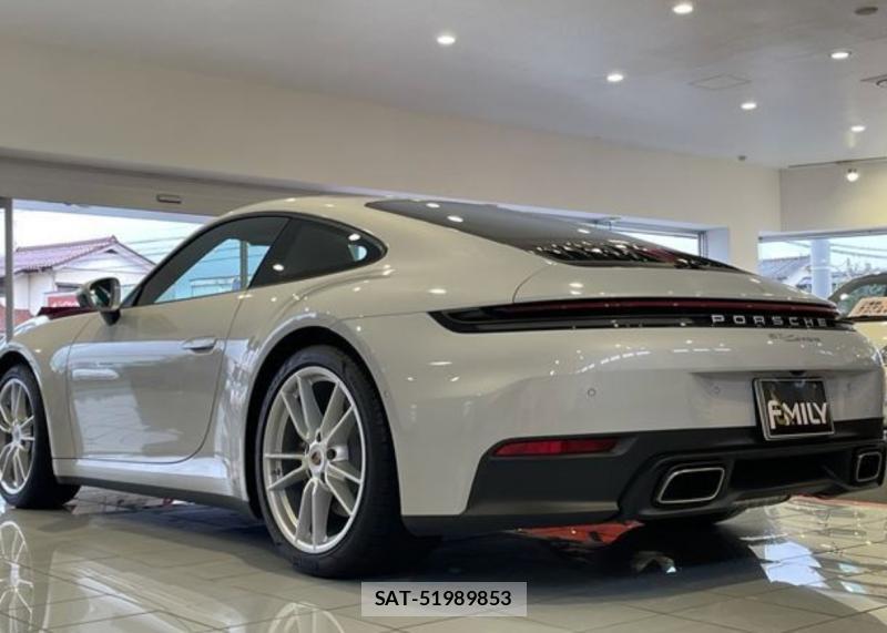 Porsche 911 Carrera 2025-01 6667692-2